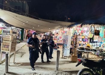HOLBOX: Realizan operativo para garantizar seguridad de turistas y locales