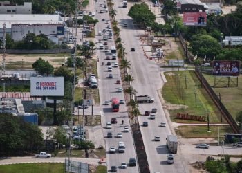 Destaca Mara Lezama protección a arrendadoras de autos en QR