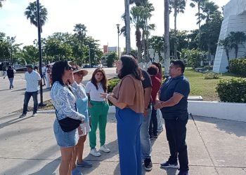 Realizarán mesas de trabajo después de protesta de empresarios por cobro de cruceristas