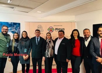 FITUR 2025: Alcaldes de QR de paseo en España