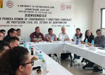 Definen estrategias para enfrentar incendios forestales y huracanes en QR