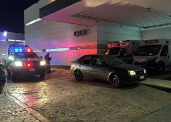 Ejecutan a tiros a hombre y hieren a mujer en Cancún