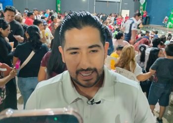 Llama líder taxista a denunciar abusos de operadores