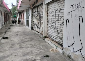 Se caen a pedazos los mercados del primer cuadro de Cancún