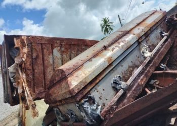 RIESGO SANITARIO: Amontonan ataúdes en plena calle en Chetumal