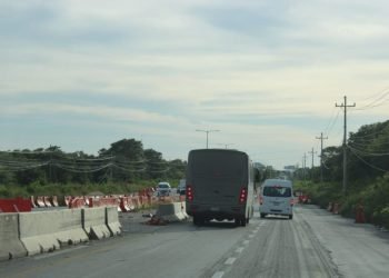 SEVERAS AFECTACIONES: Piden transportistas que obras en carretera 307 se hagan en horario nocturno