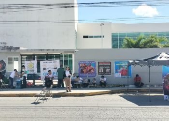 FRENTE A JUZGADOS: Nueva manifestación a favor de Emiliano Ramos