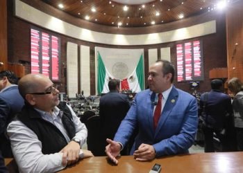 Llama Juan Carrillo «opositodo» a políticos que rechazan cambio de nombre de Solidaridad