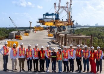 Presume Ana Paty proyectos en Cancún a alcaldes de México