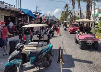 Entran en vigor 400 concesiones de carritos de golf en Tulum
