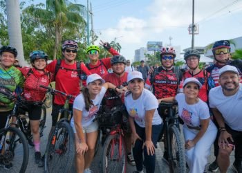 Encabeza Mara la segunda edición del “Paseo Cancunense”