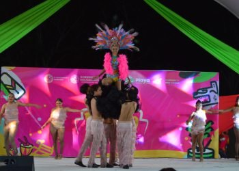 carnaval puerto aventuras