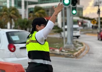 Anuncian cierre parciales por marcha del 8M en Cancún