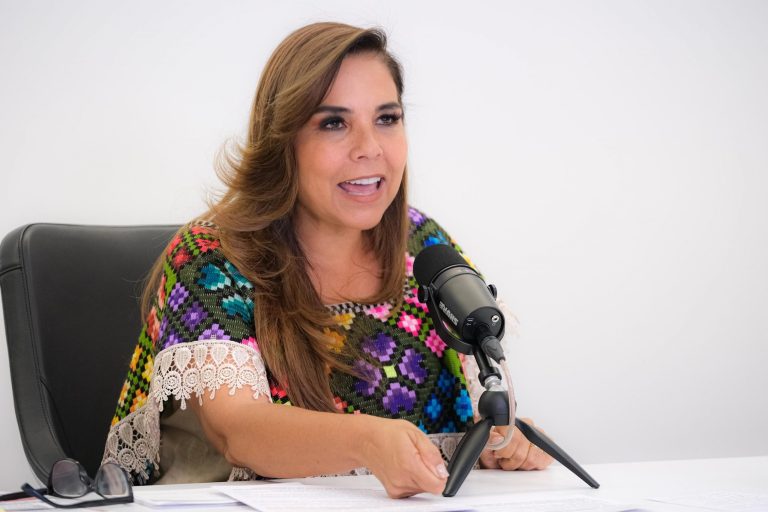 MARA LEZAMA
