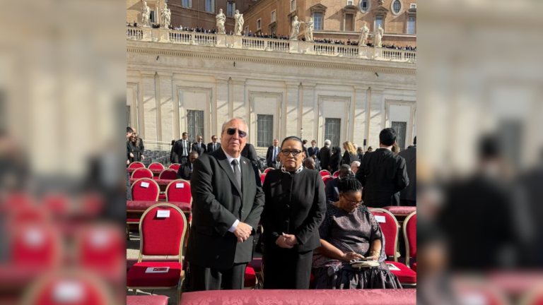 Papa Francisco: los pobres primero