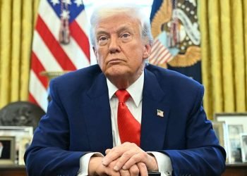 Política comercial de Trump complica metas de empleo e inflación: Fed