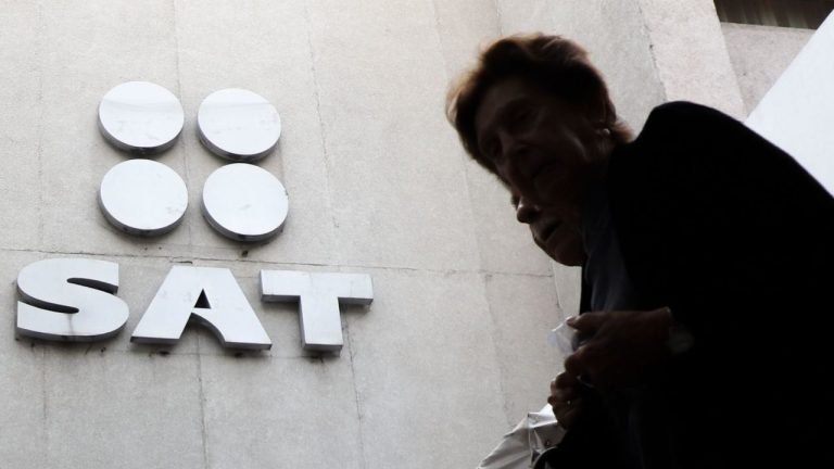 SAT rompe récord sin reforma fiscal
