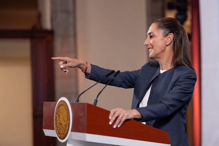 Sheinbaum espera resultados finales en Ecuador