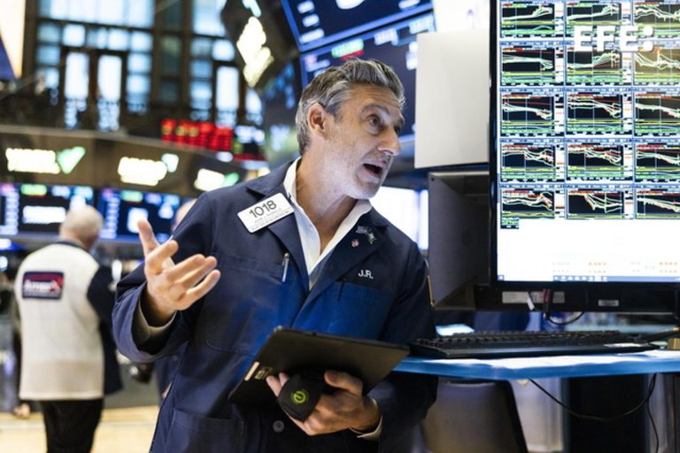 Wall Street cae