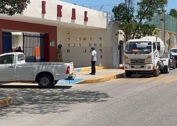 Evacuan a decenas de estudiantes del Colegio Boston