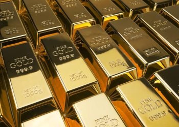 Oro supera los 3,200 dólares: guerra comercial y dólar débil disparan su precio