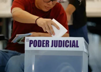 | BITÁCORA DEL CARIBE | Elecciones judiciales: Crónica de acarreo y abstencionismo anunciados