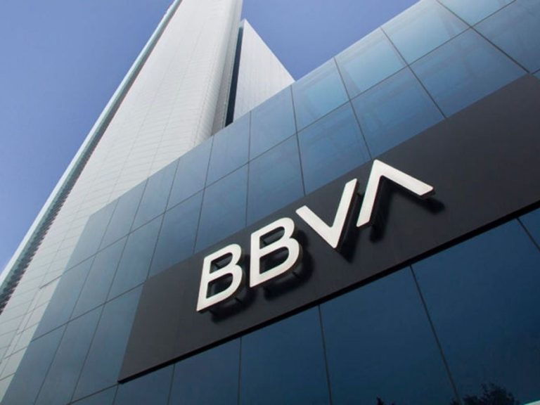 BBVA alerta sobre desaceleración en 2025