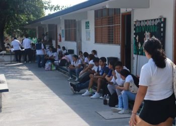 Suspenden paro estudiantil en CREN de Cancún; prometen darles autonomía
