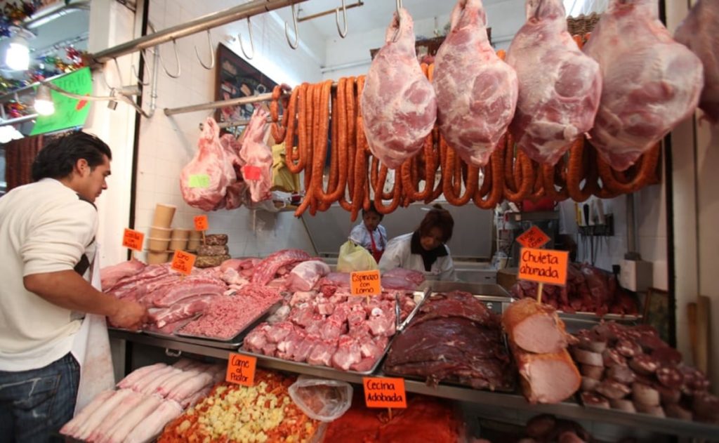 Consumo de carne en México crece pese al gusano barrenador, revela Comecarne