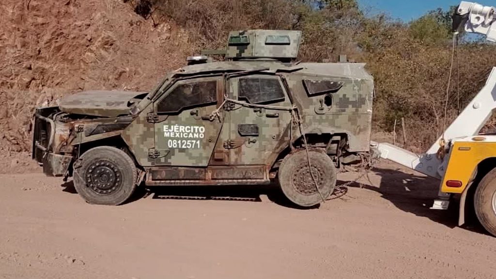 Ejército captura 17 tras ataque a militares