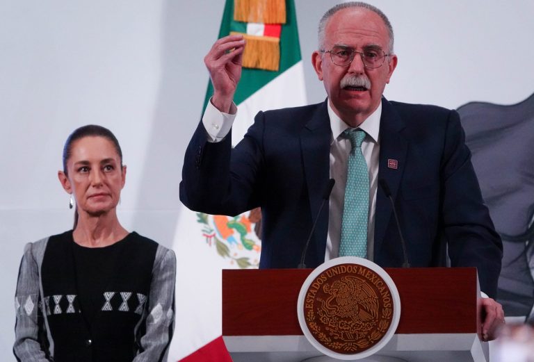 Gusano barrenador: México culpa a EU