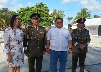Cambio de mando en la Guarnición Militar de Cozumel