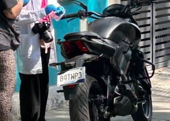 Moto abandonada podría ser clave en homicidio de funcionarios en CDMX