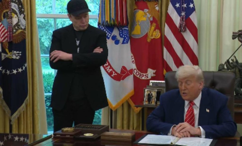 Musk tras su salida de DOGE: ¿Amigo y asesor eterno de Trump?