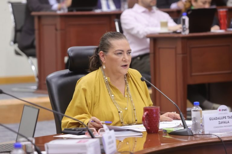 Taddei acusa a exconsejeros