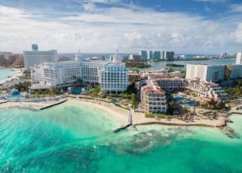 “VALE LO QUE CUESTA”: Advierten riesgos de abaratar Cancún al bajar tarifas hoteleras