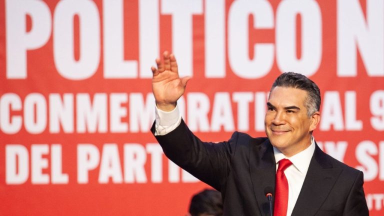 Alejandro Moreno Cárdenas: Tribunal concluye amparo contra alerta migratoria
