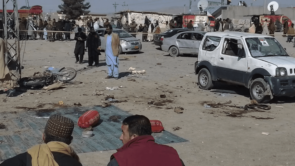 Ataque suicida en Pakistán mata a 16 soldados en Jaiber Pajtunjua