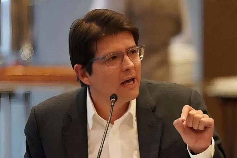 Atentado contra Miguel Uribe Turbay