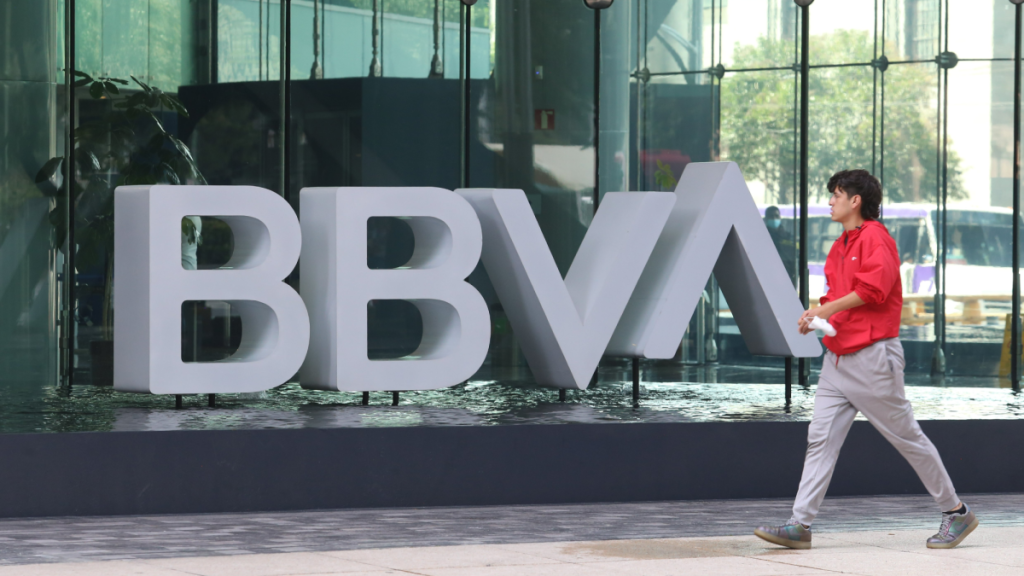 BBVA México revela avance digital financiero en México, ¿es suficiente?