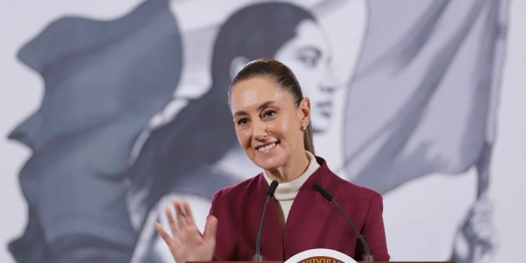 Claudia Sheinbaum defiende libertad expresión ante críticos