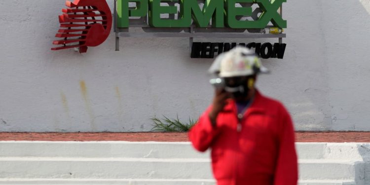 Crisis de proveedores en Pemex amenaza estabilidad: Sheinbaum