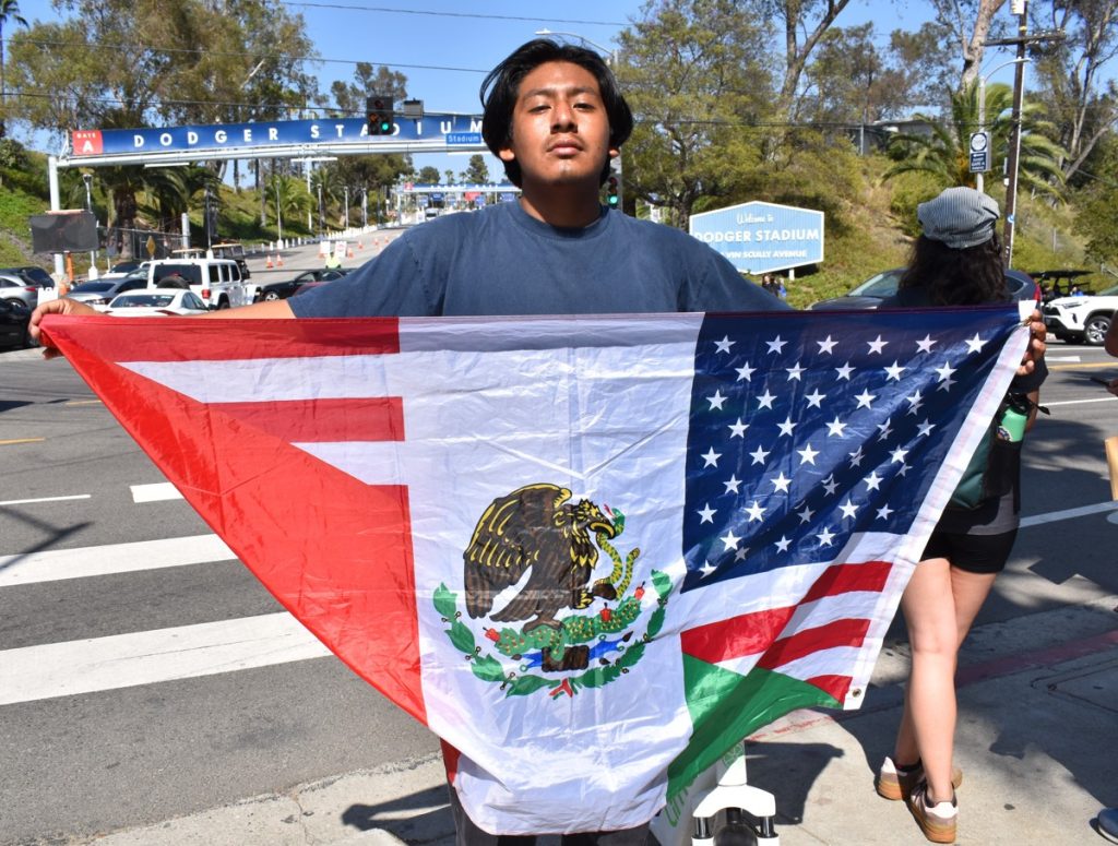 Demanda de Trump a Los Ángeles por políticas santuario
