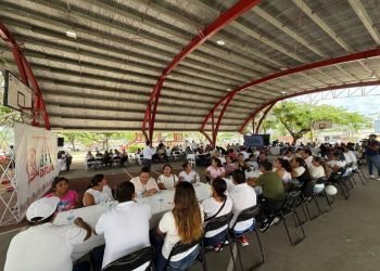«EL PUEBLO DECIDE»: Realizan primer foro ciudadano contra Cuarto Muelle en Cozumel