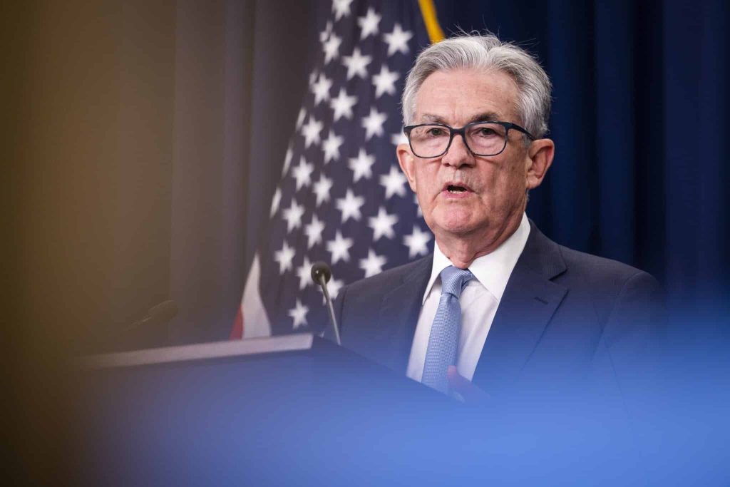 Fed alerta por caída económica