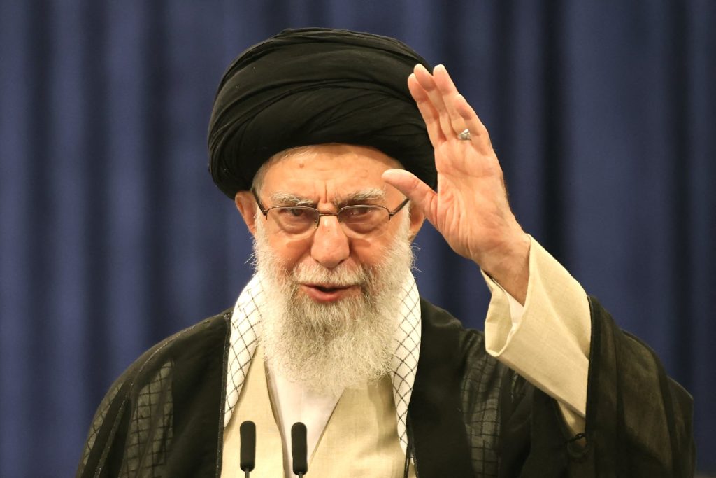 Ministro de defensa de Israel: Jamenei es el Hitler moderno