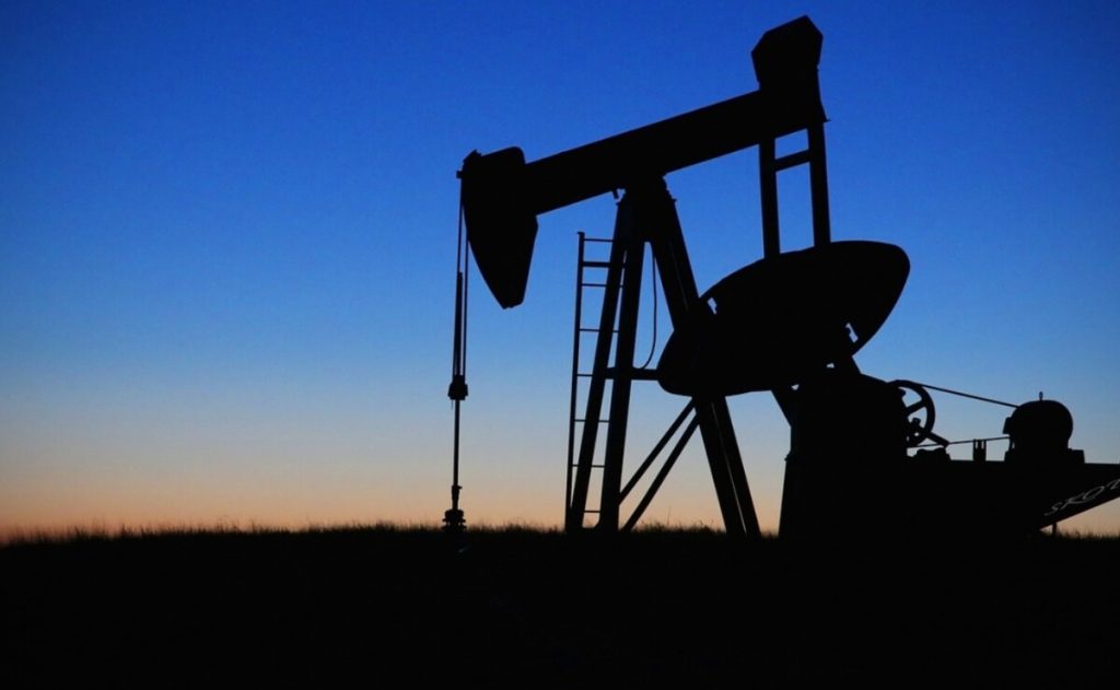 Precios del petróleo se desploman: ¿alto el fuego funciona?