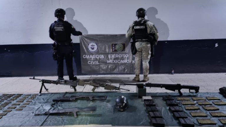 Abatidos dos criminales y decomisado arsenal tras enfrentamiento en Chihuahua