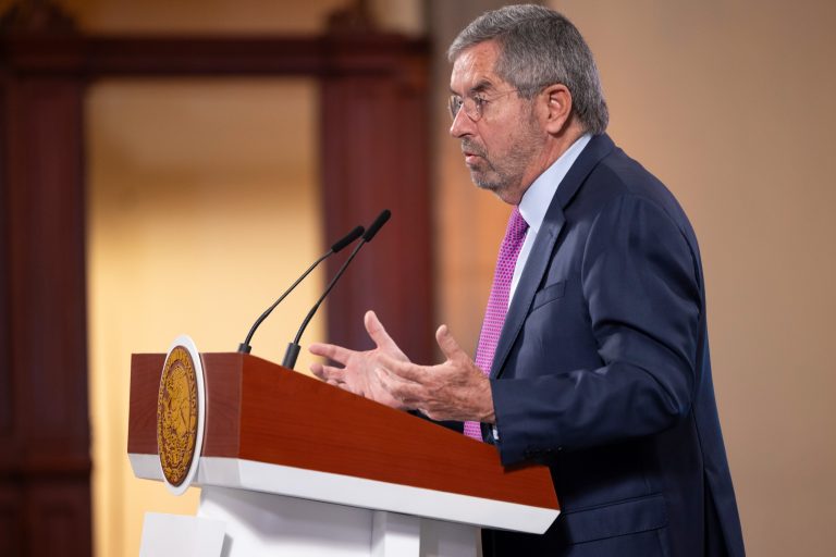 Agilización de trámites: nuevo compromiso de SRE y Aduanas para connacionales en México
