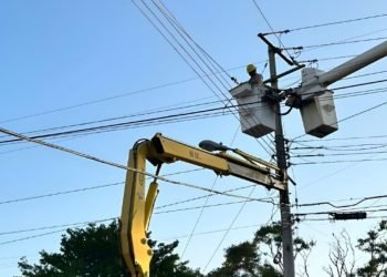 Apagón CFE en Yucatán: 8 horas sin luz, más de 60 mil afectados